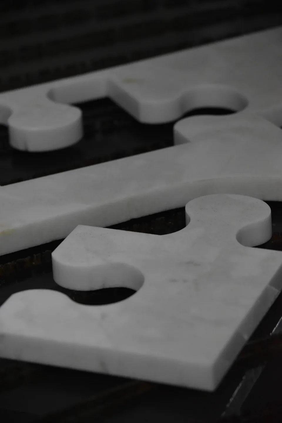 Detalle del contorno de una pieza de rompecabezas